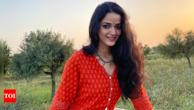 “I am a very spiritual person,” says Siddhi Sharma from the show Ishq Jabariya | - Times of India