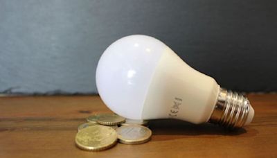 Precio de la luz por horas, 2 de mayo | ¿Cuándo es más barato y cuándo es más caro el kWh?