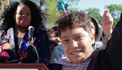 Elementary school kids celebrate Earth Day and get inspired by Philadelphia City Council members