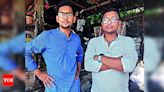 Dhaka friends visit Kolkata, cross Petrapole border before visa expiry | Kolkata News - Times of India