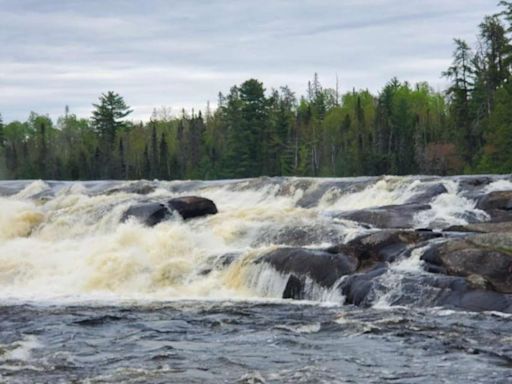 Search continues for 2 canoeists missing after going over falls in BWCA