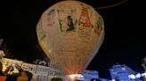 Vuelve a volar desde Betanzos el globo de papel más grande del mundo