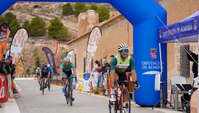 Miguel Ángel Juan y María García de la Cruz, ganadores de La Vuelta