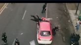 VIDEO: Taxista atropella a policías de la CDMX durante manifestación en El Caminero