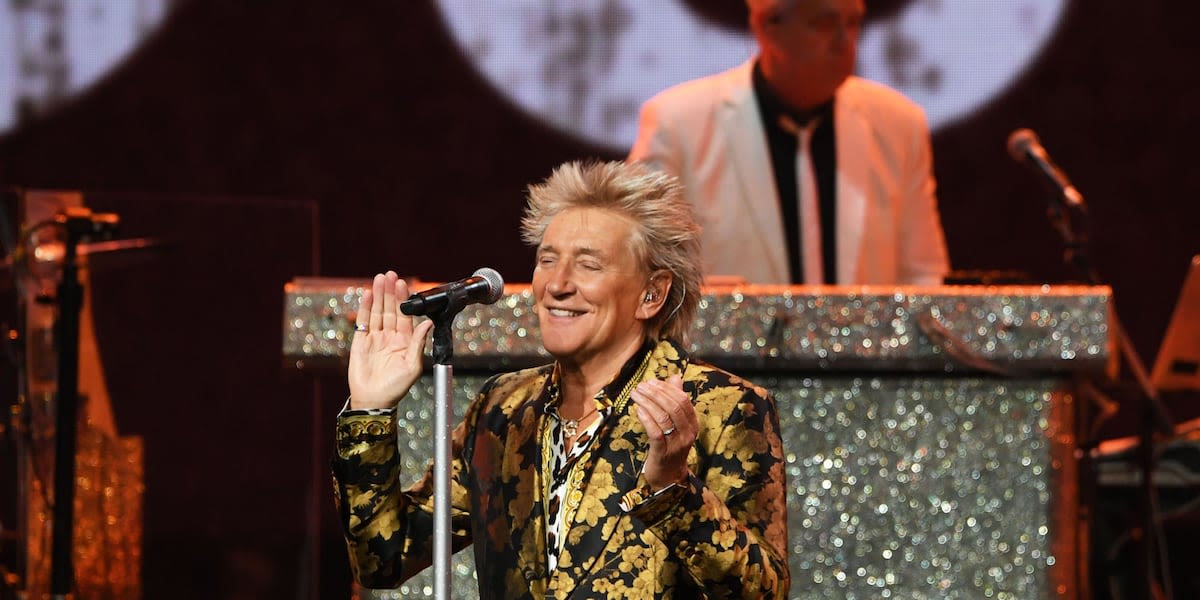 Rod Stewart cancels 200th performance after coming down with strep throat