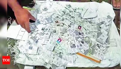 720 voter cards found discarded in Thane district; case registered | India News - Times of India