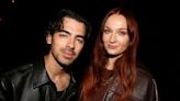 Sophie Turner 與 Joe Jonas 將離婚！荷里活情侶檔為何甜密閃婚去到離婚訴訟