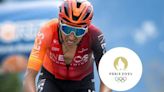 Egan Bernal le bajó al piñón en transmisión del Giro y dio sorpresa para Olímpicos 2024