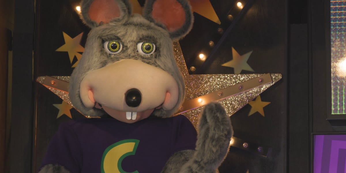 Some Chuck E. Cheese locations will keep their animatronic bands