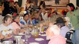 Los mayores de la Residencia Vedruna regresan a la Feria de Puerto Real