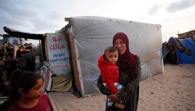 Israel eleva a 150,000 los civiles palestinos desplazados en Rafah