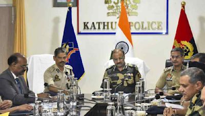 Top police officers from J&K, Punjab meet to discuss joint strategies to check militant infiltration