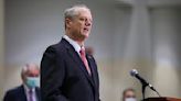 Gov. Baker appeals to feds for more help with migrants