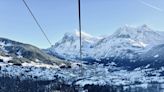 瑞士旅遊造訪滑雪樂園，巧遇新營運歡唱纜車，在包廂內一路唱到山腳下