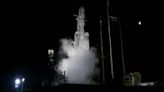 SpaceX scrubs record-breaking Falcon Heavy rocket launch (video)