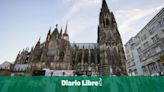 Alemania: sacerdotes bendicen a parejas del mismo sexo frente a la catedral de Colonia