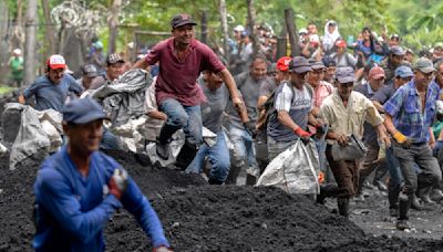 Sobras de esmeraldas: el sueño de mineros pobres en Colombia