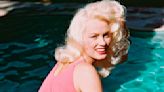 Mamie Van Doren: compitió con Marilyn, rompió con Sinatra, se acostó “con una multitud” y protagonizó el desnudo más longevo de la historia