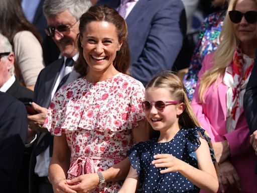 La princesse Charlotte réunie avec sa tante Pippa Middleton, ces moments capturés en photos qui en disent long