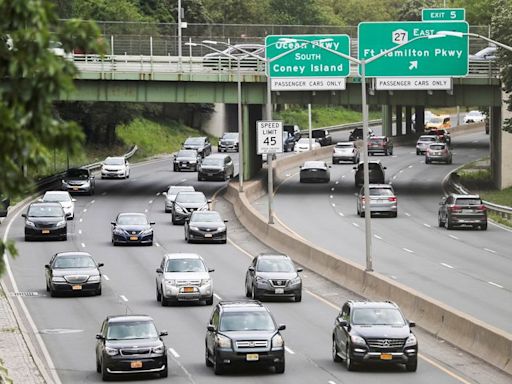 US Senate votes to reject rule to cut greenhouse gas emissions on highways