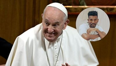 Papa Francisco se pegó baile celestial con 'Tostao', de ChocQuibTown: “Sos un buen rapero”