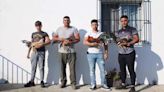 La cría del gallo combatiente español en Vélez: el equilibrio entre las "riñas" y el bienestar animal