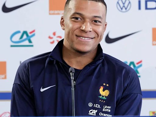 Mbappé carga contra el PSG y su campaña de veto: “Me dijeron violentamente en la cara que no jugaría esta temporada”