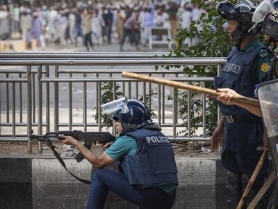 Bangladesh students call for fresh protests, govt intensifies security