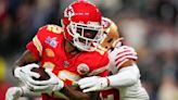 Chiefs re-signing WR Mecole Hardman to one-year deal