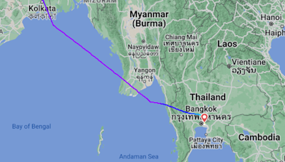 What is clear air turbulence and how did it affect the Singapore Airlines flight?