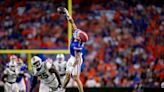 See this incredible one-handed catch between defenders by Florida football's Ricky Pearsall