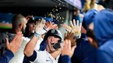 Mariners beat Royals 6-2