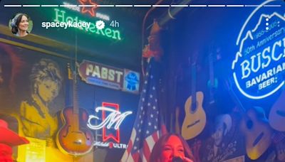 Kacey Musgraves surprises guests at Robert's Western World after Zach Bryan show