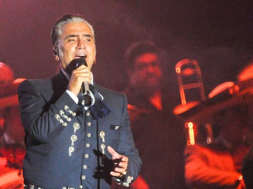 Alejandro Fernández volverá en concierto en Costa Rica y traerá su propio mariachi