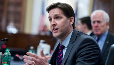 Ben Sasse resigns his University of Florida presidency after wife’s condition worsens