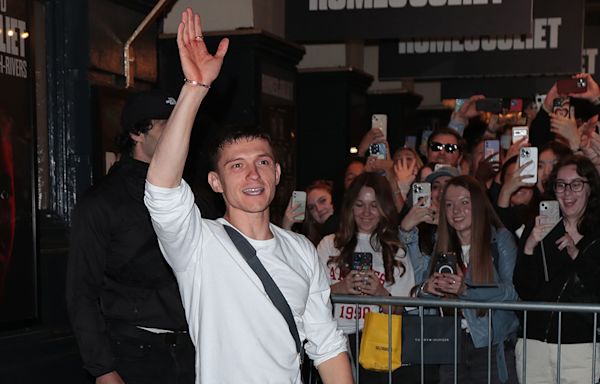 Inside Tom Holland’s Teary, Blood-Soaked Romeo...s West End — Even if the ‘Spider-Man’ Star Won’t Sign Any...