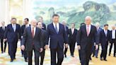 Chinese President Xi meets with U.S. CEOs in Beijing