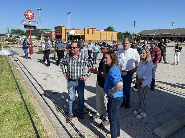 Sanders tours storm damage; corner IDs two Benton County victims | Arkansas Democrat Gazette