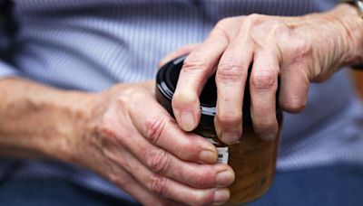 Woman files for divorce from husband after discovering he was tightening jar lids