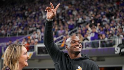 Report: Adrian Peterson ordered to turn over assets to pay debt