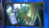 Incendio en negocio: investigan video de hombre tapando estufa con un colchón