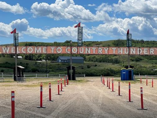 Country Thunder set to rock Saskatchewan despite extreme heat | Globalnews.ca