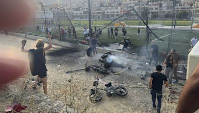 Mueren 10 israelíes por el impacto de un cohete en un campo de fútbol