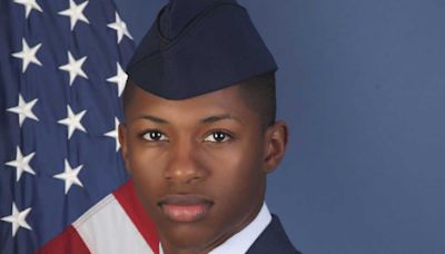 Florida deputies who fatally shot US airman burst into wrong apartment, attorney says