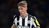 'Get rid of it' - Anthony Gordon rages at VAR and calls for it to be scrapped after Newcastle winger is denied penalty against Man Utd | Goal.com India