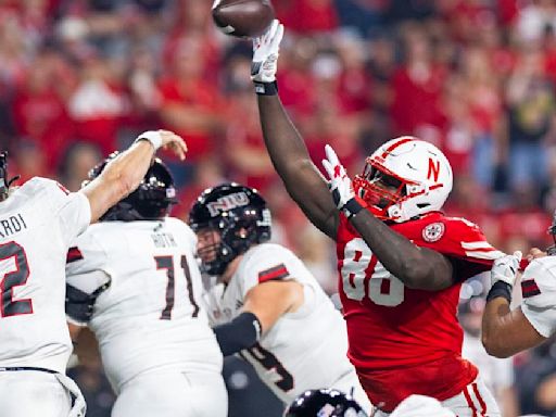 Nebraska offensive lineman Ru'Quan Buckley enters transfer portal