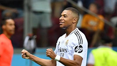 Mbappé marca en su debut y el Madrid vence 2-0 al Atalanta para ganar Supercopa de Europa