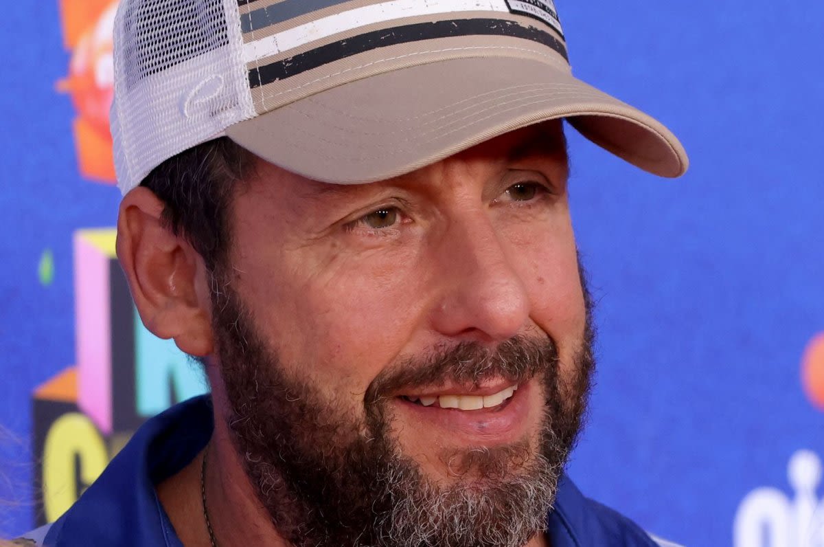 Adam Sandler, Bill Belichick among first 2024 ManningCast guests