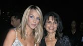 La madre de Britney Spears, Lynne Spears, pide a la cantante hablar en privado