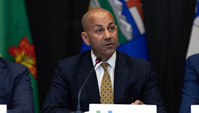 'Embarrassing': Yukon premier blasts Bell over service issues